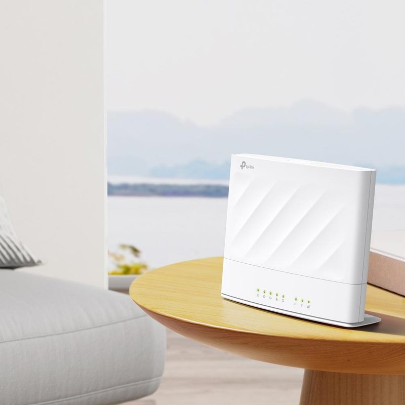 TP-Link Archer MX700 wireless router Gigabit Ethernet Dual-band (2.4 GHz / 5 GHz) 4G White