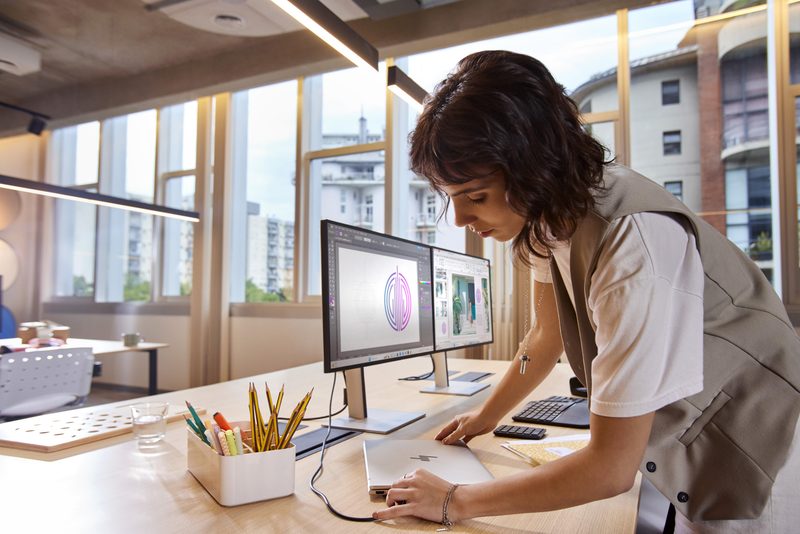 HP Series 7 Pro 27 inch QHD Thunderbolt 4 Monitor - 727pu