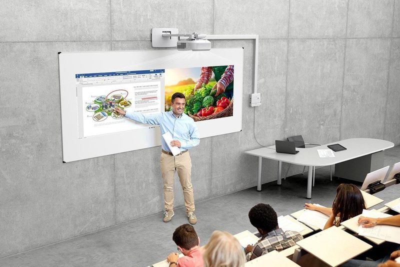 Epson EB-870Ei