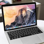 WiWU Macbook Screen Protector High Resolution Anti-glare Ultra Slim Anti-Scratching Film