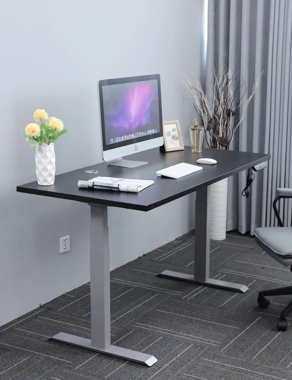 r300-s300-standing-desk-setting-black-top-1.webp